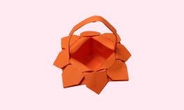 How to fold the flower basket