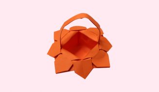 How to fold the flower basket